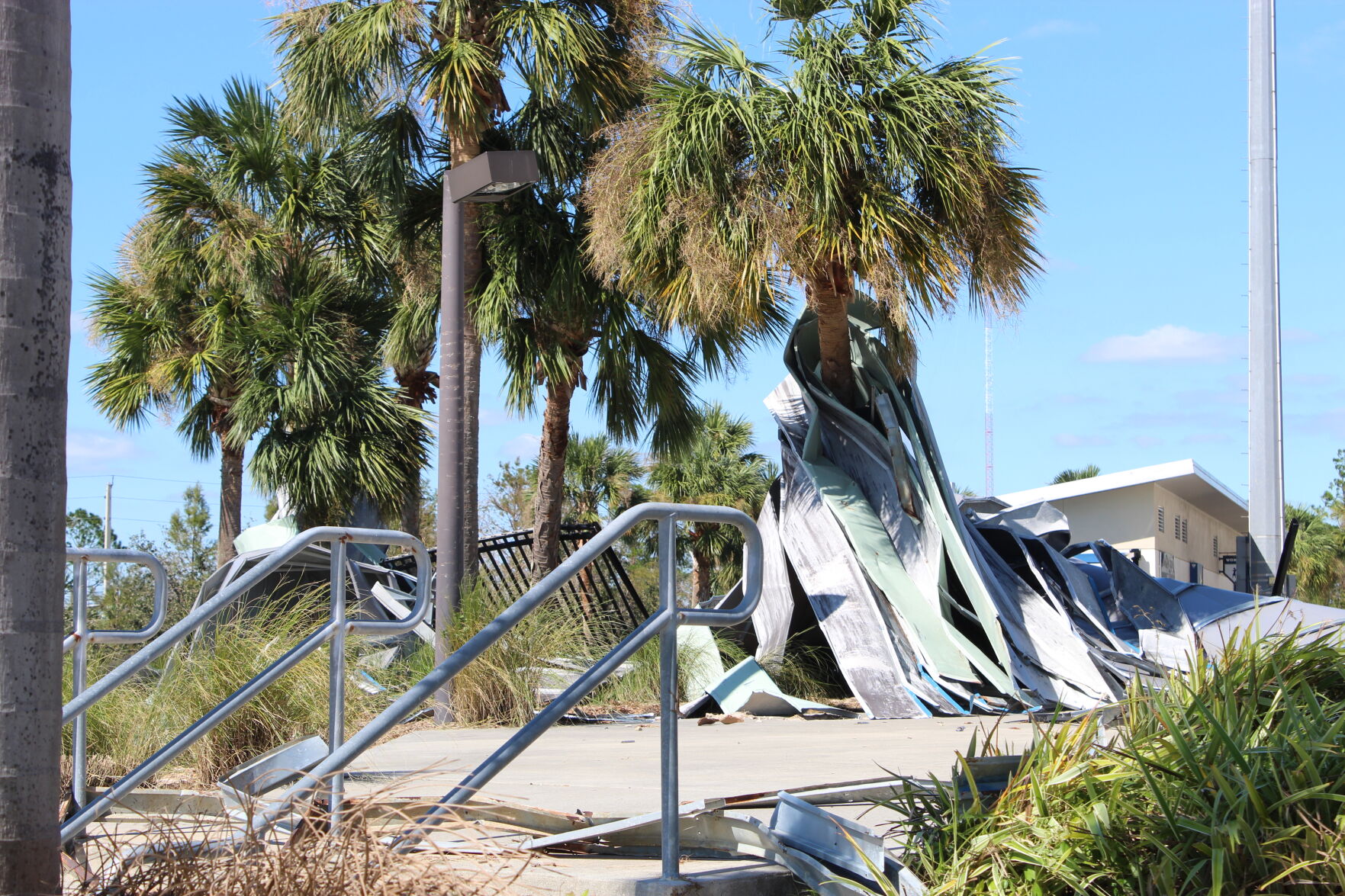 CSPx debris wraparound